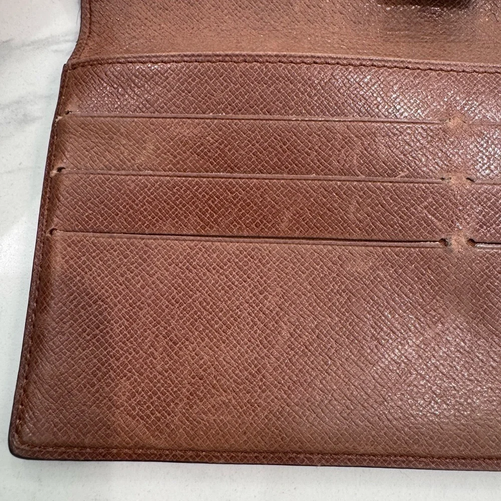 Louis Vuitton Vintage Monogram LARGE International Wallet OS